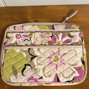 Vera Bradley Floral Quilted Organizer - Pink, Green, Cream Portobello Road
